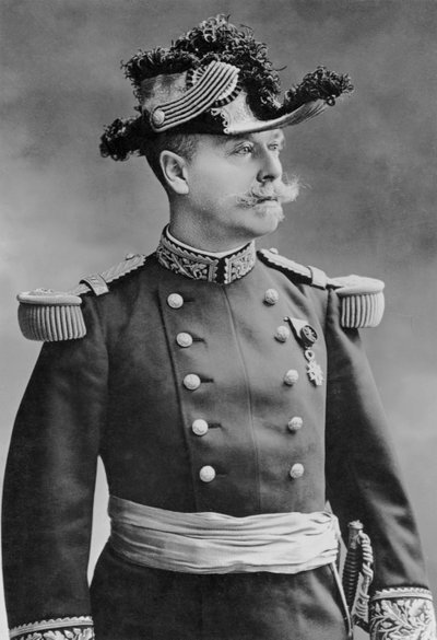 صورة لجنرال بولين وزن الجسم صورة بواسطة ألفريد إليس